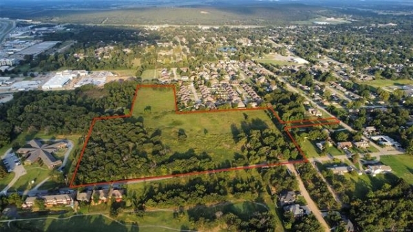 Listing Image #3 - Land for sale at 2007 S 14th Street, McAlester OK 74501