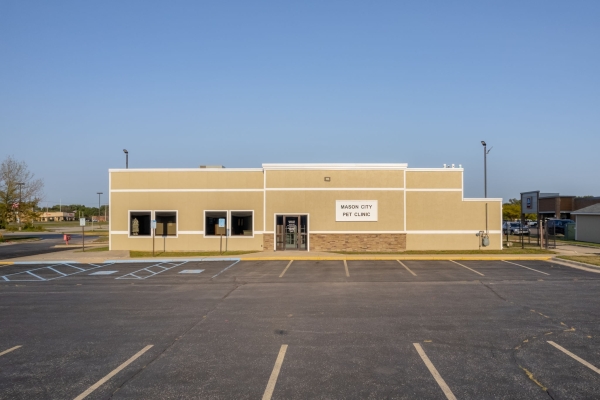 Listing Image #2 - Industrial for sale at 510 Village Green Dr, Mason City IA 50401