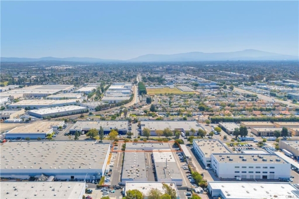 Listing Image #2 - Office for sale at 6925 Aragon #1-6, Buena Park CA 90620