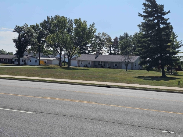 Listing Image #2 - Others for sale at 8735 Illinois Road, Fort Wayne IN 46804