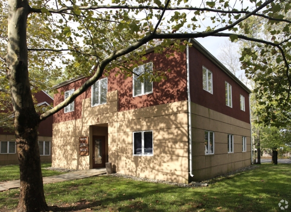 Listing Image #2 - Office for sale at 1 Clyde Rd, Somerset NJ 08873