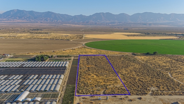 Listing Image #1 - Land for sale at 15935 E Avenue R, Palmdale CA 93591