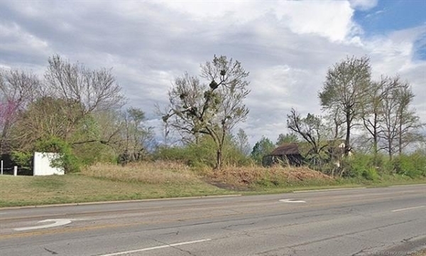 Listing Image #1 - Others for sale at 4901 S Muskogee Avenue, Tahlequah OK 74464