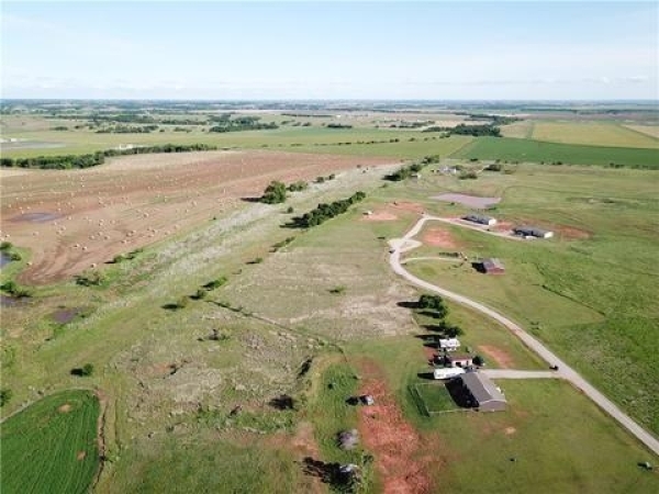 Listing Image #3 - Land for sale at 1446 County Road 1344, Chickasha OK 73018