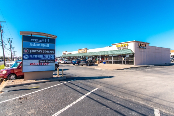 Listing Image #2 - Retail for sale at 2101 W Washington St, Stephenville TX 76401