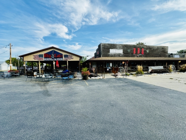 Listing Image #3 - Others for sale at 221 E Main Street, Knoxville IL 61448