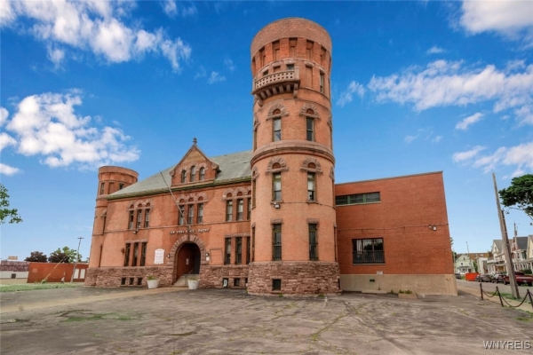 Listing Image #1 - Others for sale at 901 Main Street, Niagara Falls NY 14301