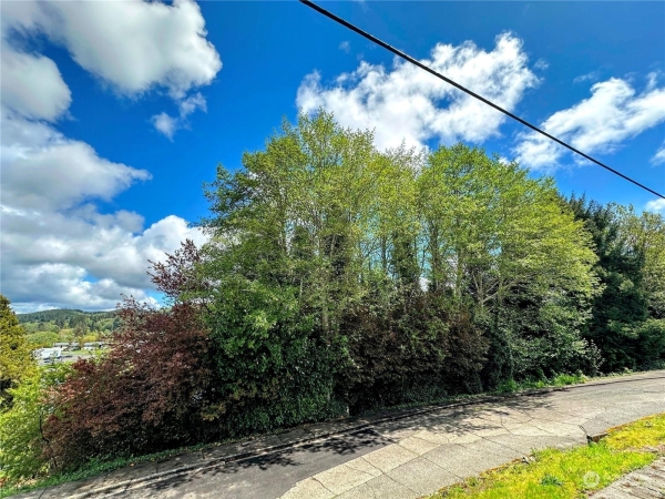 Listing Image #1 - Land for sale at 816 TERRACE AVENUE, ABERDEEN WA 98520