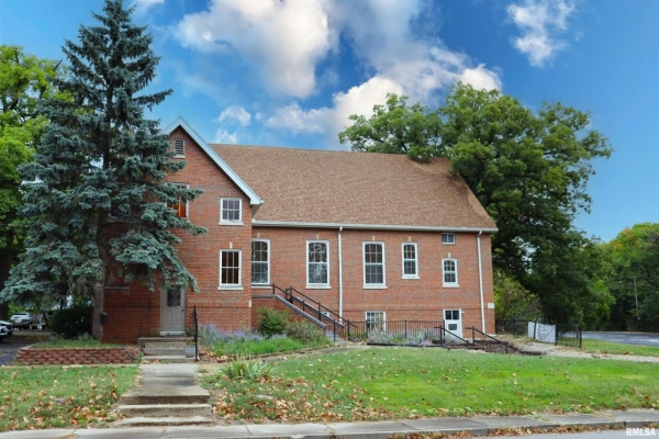 Listing Image #1 - Office for sale at 2901 N PROSPECT Road, Peoria IL 61603 Listing Image #1 - Office for sale at 2901 N PROSPECT Road, Peoria IL 61603