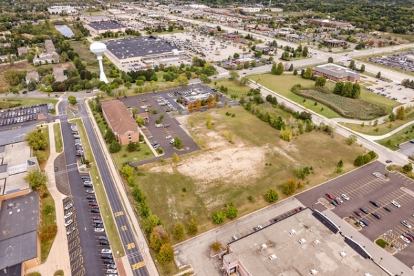 Listing Image #2 - Land for sale at 1 Sherman Rd, Algonquin IL 60102