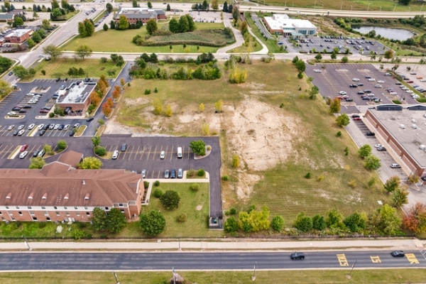 Listing Image #3 - Land for sale at 1 Sherman Rd, Algonquin IL 60102