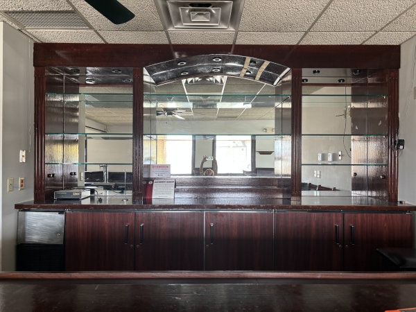 Listing Image #3 - Retail for sale at 210 N Lewis Ave, Oglesby IL 61348