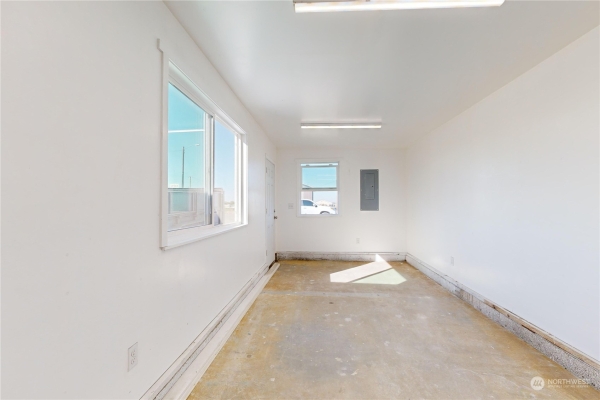 Listing Image #3 - Industrial for sale at 1264 N Columbia Street, Milton-Freewater OR 97862