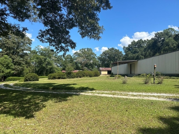 Listing Image #3 - Others for sale at 224 Private Road 1568, Midland City AL 36350