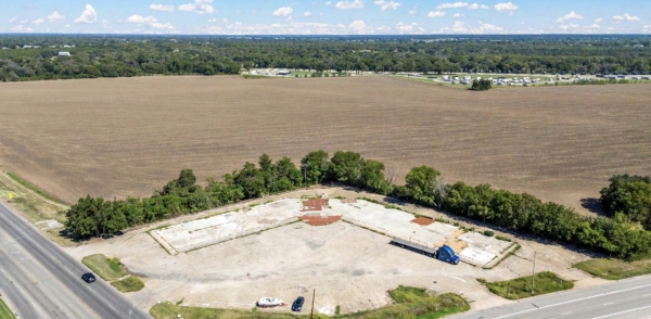 Listing Image #1 - Land for sale at 1845 W Lake Shore Dr, Waco TX 76708