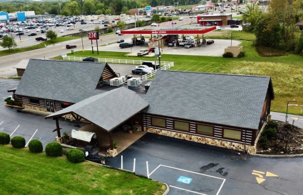 Listing Image #2 - Retail for sale at 19787 Alberta Street, Oneida TN 37841