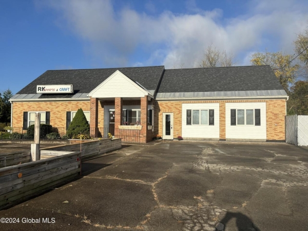 Listing Image #1 - Retail for sale at 527 N Perry Street, Johnstown NY 12095