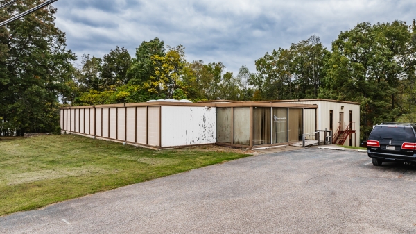 Listing Image #1 - Office for sale at 12905 Emerson Avenue, Parkersburg WV 26104 Listing Image #1 - Office for sale at 12905 Emerson Avenue, Parkersburg WV 26104