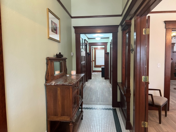 Listing Image #2 - Office for sale at 753 Jefferson St., Napa CA 94559