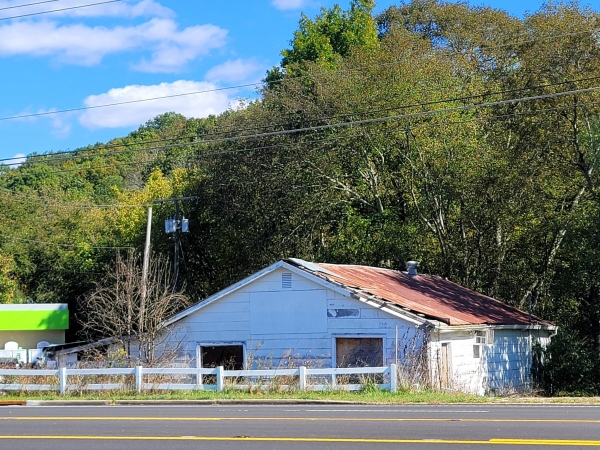 Listing Image #2 - Retail for sale at 14810 Dayton Pike, Sale Creek TN 37373