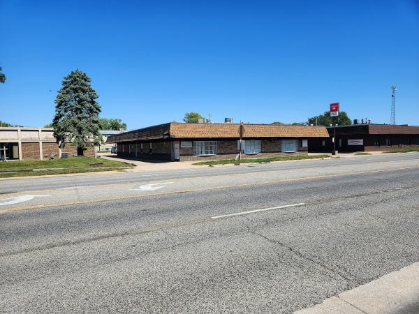 Listing Image #1 - Office for sale at 2180 W Springfield Ave, Champaign IL 61821