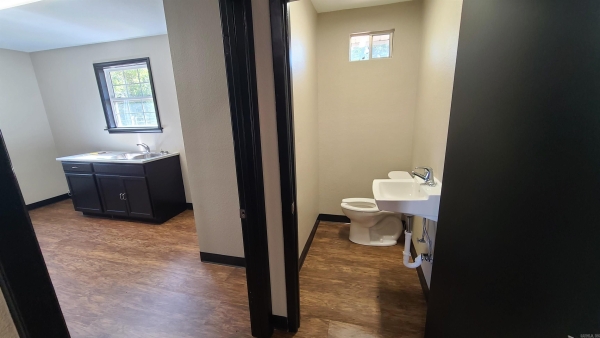 Listing Image #2 - Others for sale at 847 Third Street, Hot Springs AR 71913