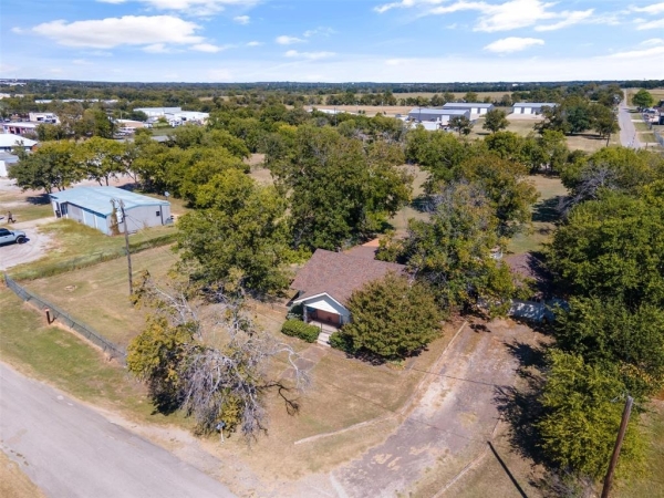 Listing Image #3 - Industrial for sale at 1711 S Main Street, Cleburne TX 76033