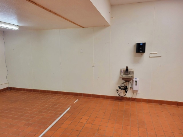 Listing Image #3 - Industrial for sale at 1938 Milwaukee Way, Tacoma WA 98421