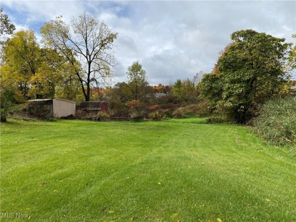 Listing Image #3 - Others for sale at 17094-17092 Munn Road, Chagrin Falls OH 44023