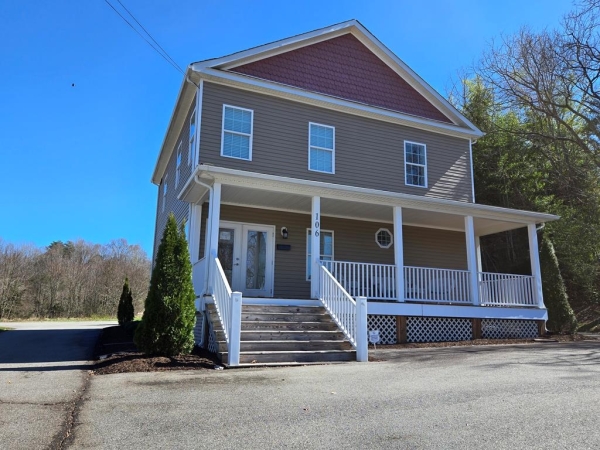 Listing Image #1 - Office for sale at 106 N Bridge St, Farmville VA 23901