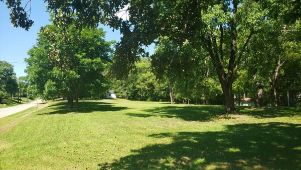 Listing Image #1 - Land for sale at 0 North Main St, Farmville VA 23901