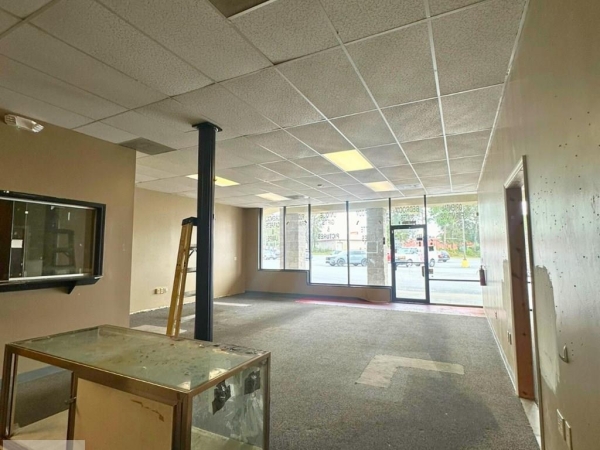 Listing Image #2 - Others for sale at 103 General Screven Way Way , Y K M, Hinesville GA 31313