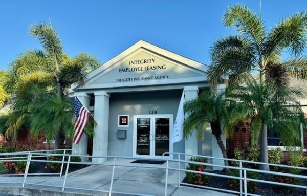 Listing Image #1 - Others for sale at 128 W Charlotte Avenue , 117B, Punta Gorda FL 33950