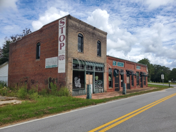 Listing Image #2 - Retail for sale at 3927 2Nd Avenue, Laurel Hill FL 32567