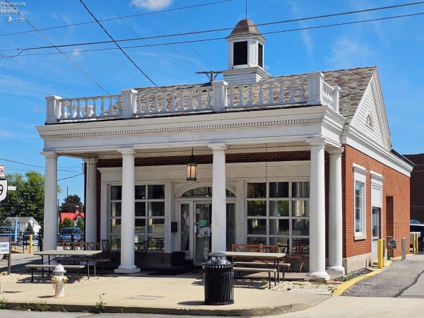 Listing Image #2 - Others for sale at 114 N. Sandusky St., Bellevue OH 44811