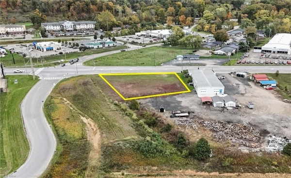 Listing Image #2 - Land for sale at 904 Pike St, Marietta OH 45750