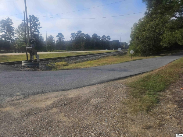 Listing Image #2 - Industrial for sale at 110 MAMYE LANE, Grayson LA 71435