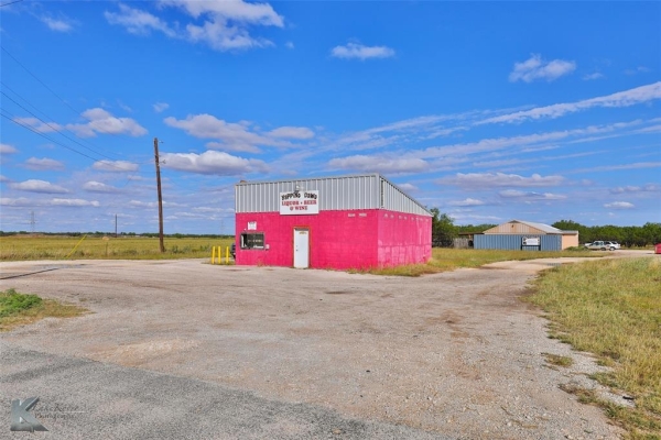 Listing Image #3 - Industrial for sale at 381 N Fm 707, Merkel TX 79536