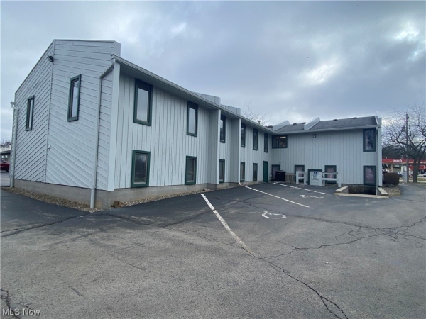 Listing Image #2 - Others for sale at 3637 State Route 5, Cortland OH 44410