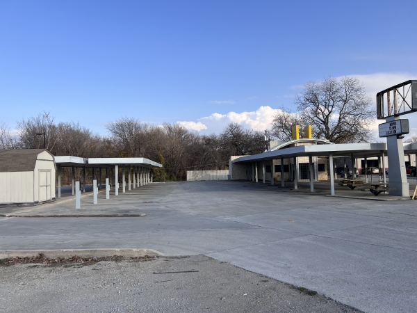 Listing Image #3 - Retail for sale at 1304 Chico Highway, Bridgeport TX 76426