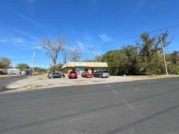 Listing Image #1 - Others for sale at 201 E 1st Street, Tahlequah OK 74464