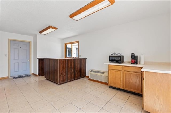 Listing Image #3 - Multi-family for sale at 402 Battle Mountain Ave., Hot Springs SD 57747