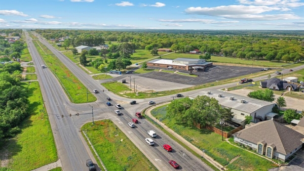 Listing Image #3 - Industrial for sale at 3605 E Highway 199, Springtown TX 76082