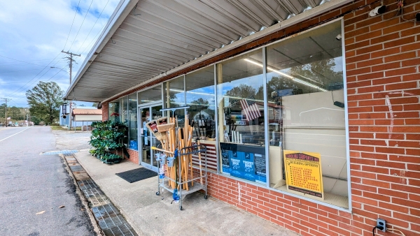 Listing Image #3 - Retail for sale at 143 Healing Springs Ave, Millry AL 36558