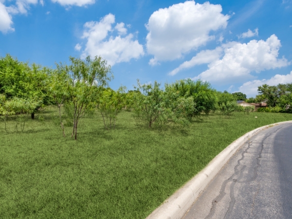 Listing Image #2 - Land for sale at 5501 Larkdale Drive, San Antonio TX 78233