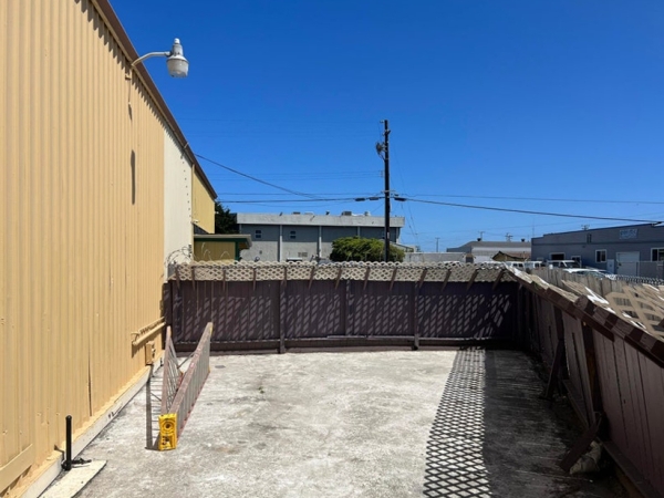 Listing Image #2 - Industrial for sale at 449 W Clark Street, Eureka CA 95501