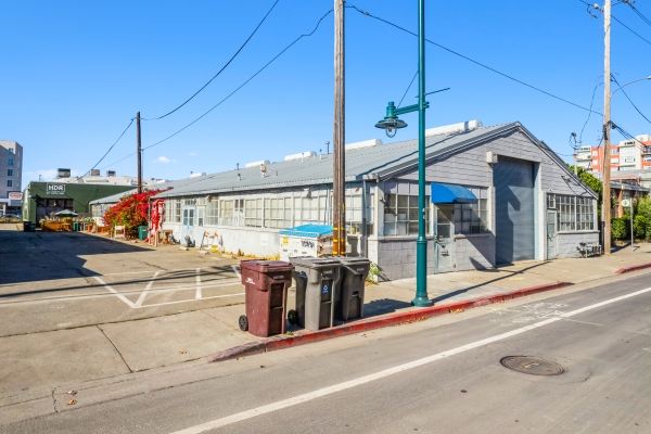 Listing Image #3 - Industrial for sale at 5675 Horton Street, Emeryville CA 94608