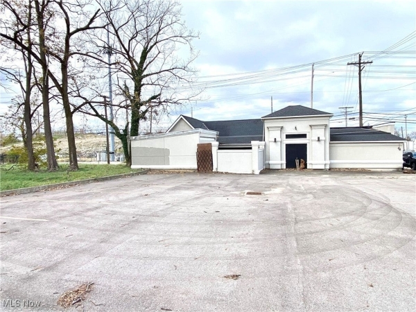 Listing Image #2 - Others for sale at 9102 Aetna Road, Cleveland OH 44105