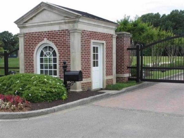 Listing Image #1 - Multi-family for sale at 0 LEXINGTON MANOR CV Unit# 22, Eads TN 38028