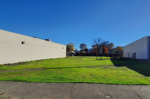 Listing Image #1 - Land for sale at 0 W. Mill St., Ukiah CA 95482